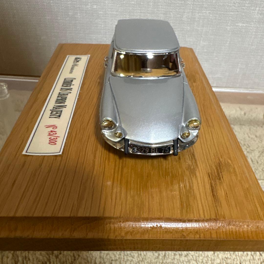 ミニカー HECO MODELES CITROEN DS Chapron Majesty