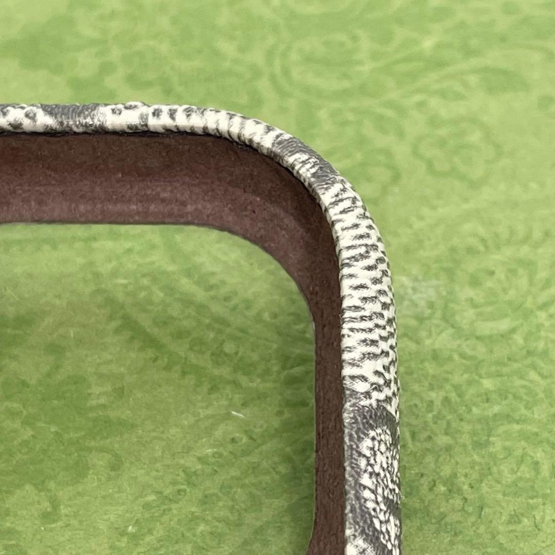 【美品】グッチ GGスプリーム iPhone14 スマホケース