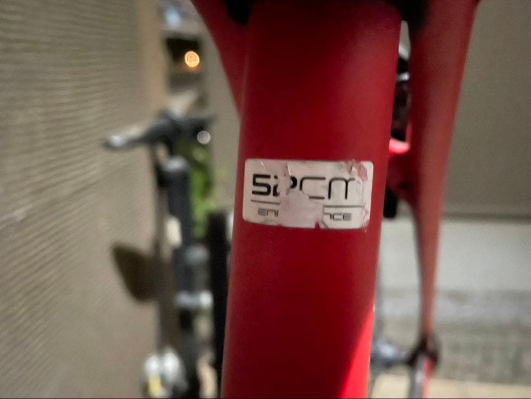 Trek レッドロードバイク Shimano アルテグラ