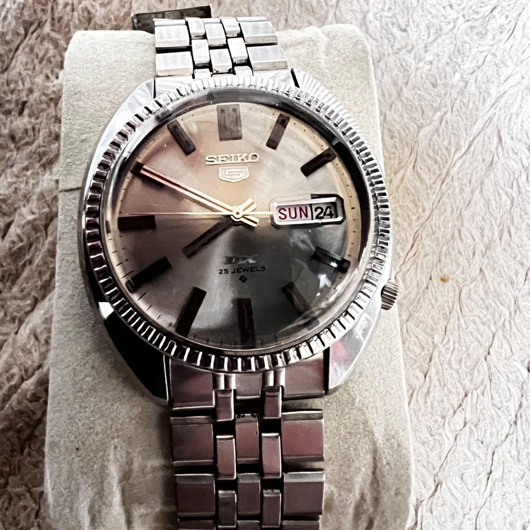 希少　美品稼働 ビンテージ時計6106-8141