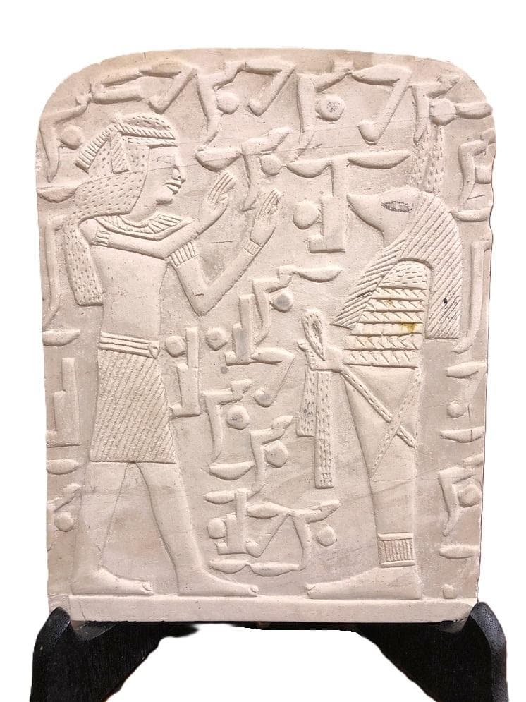 【 エジプト壁画彫刻 】　石灰岩断片　コレクター放出