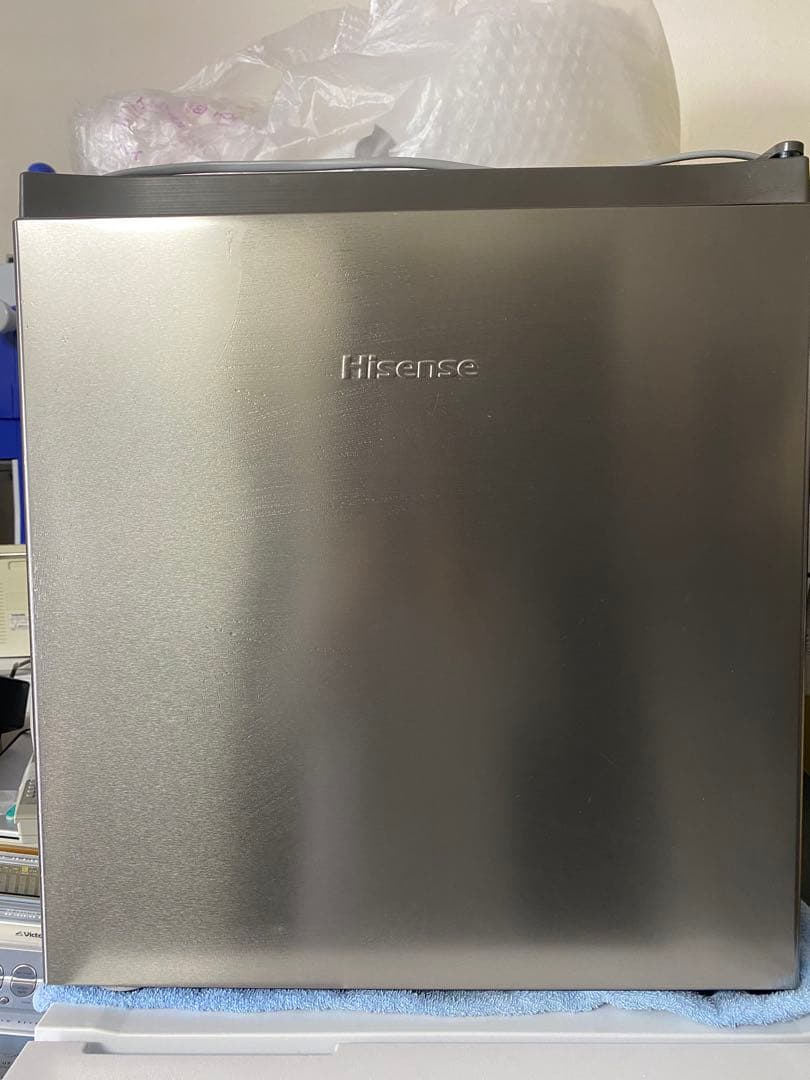 美品　2023年製 Hisense 小型冷蔵庫 45L