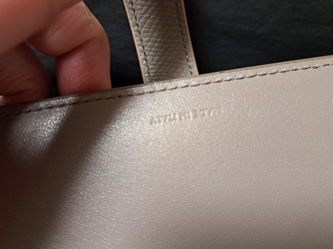 み　新品未使用　セリーヌ財布