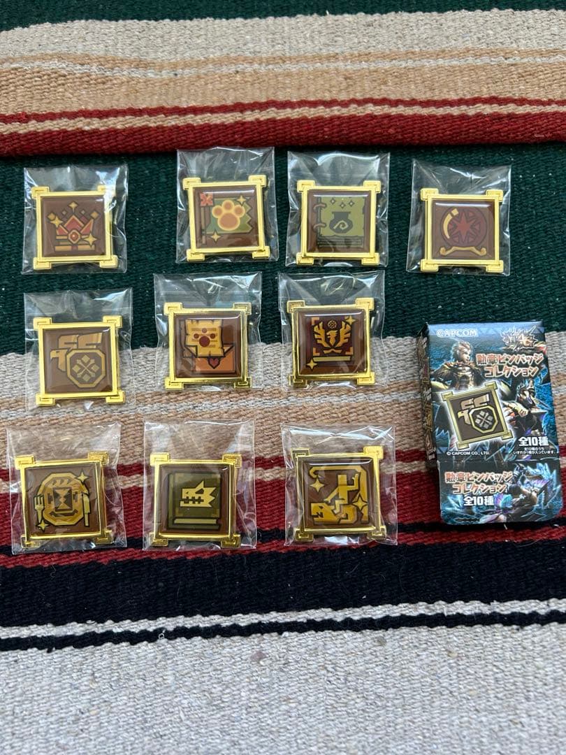 モンスターハンター　勲章ピンバッジコレクション