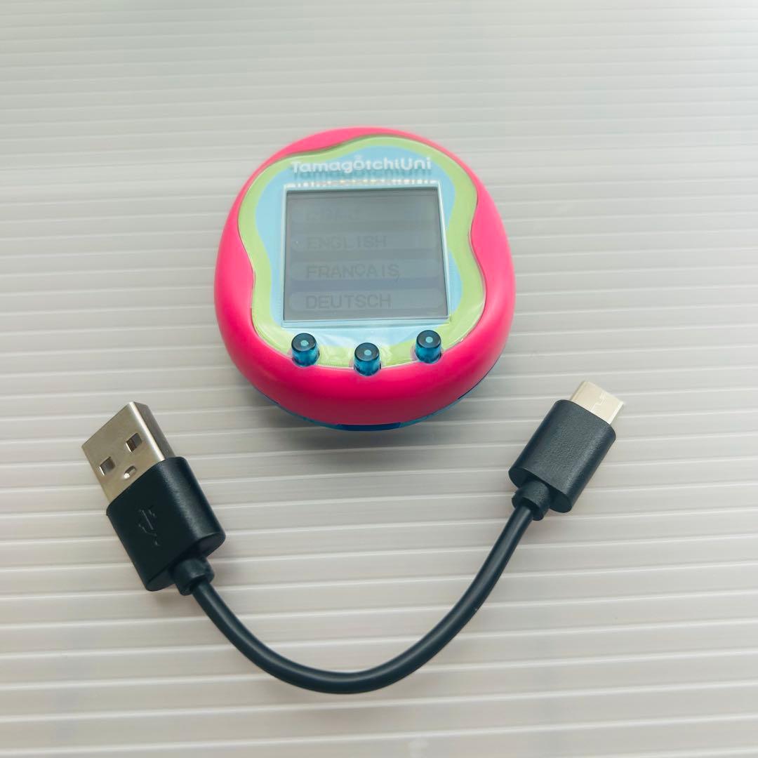 Tamagotchi Uni ピンク USBケーブル付 動作品