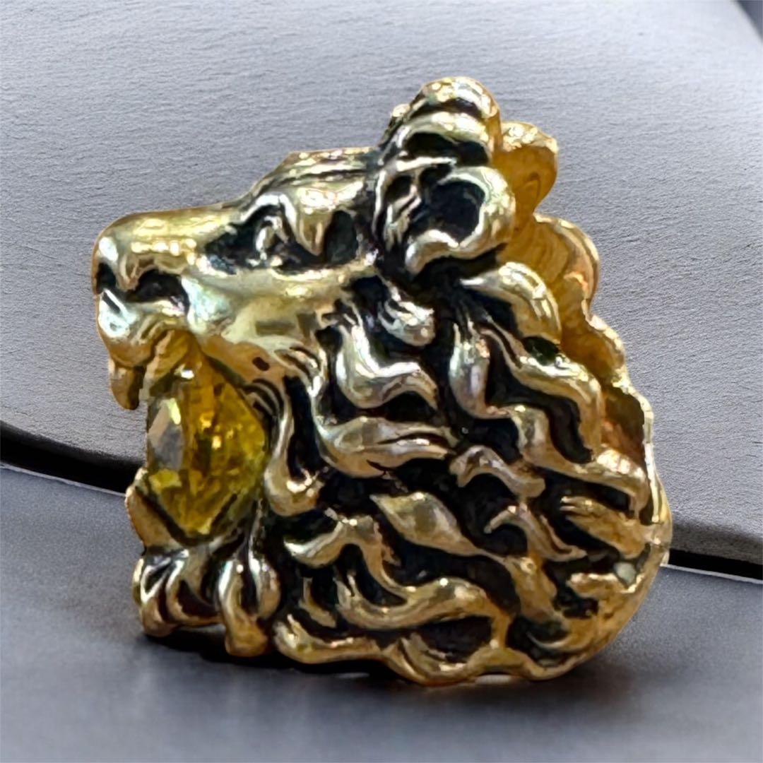 GUCCI ライオンヘッドリング（未使用品）10号