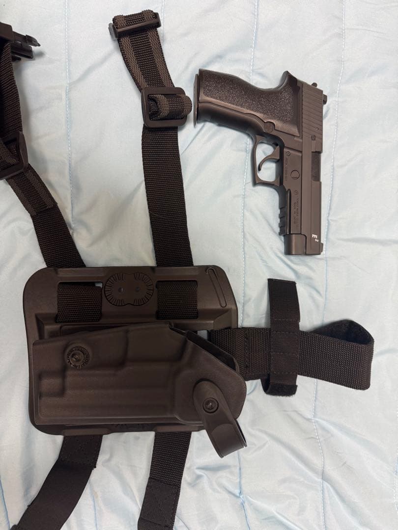 ブラックホルスター 、東京マルイp226