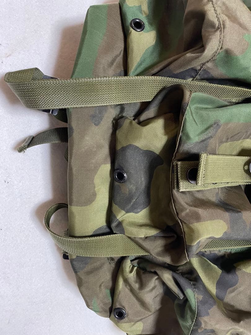 アメリカ軍/米軍放出品？ アリスパック ミリタリーバックパック ウッドランド迷彩