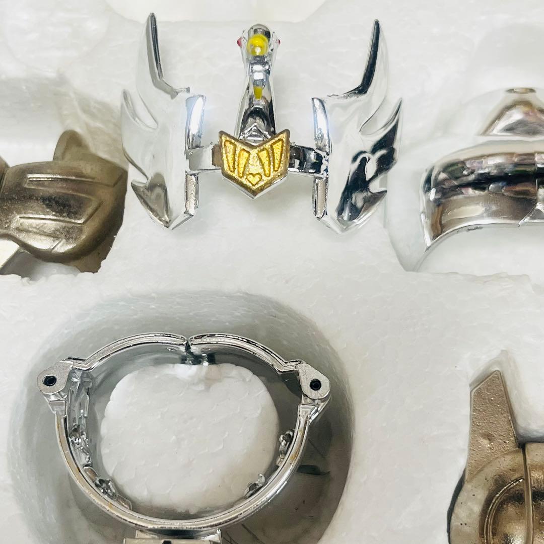 聖闘士星矢　ヘビーメタルセイントクロス　キグナスクロス　聖衣大系