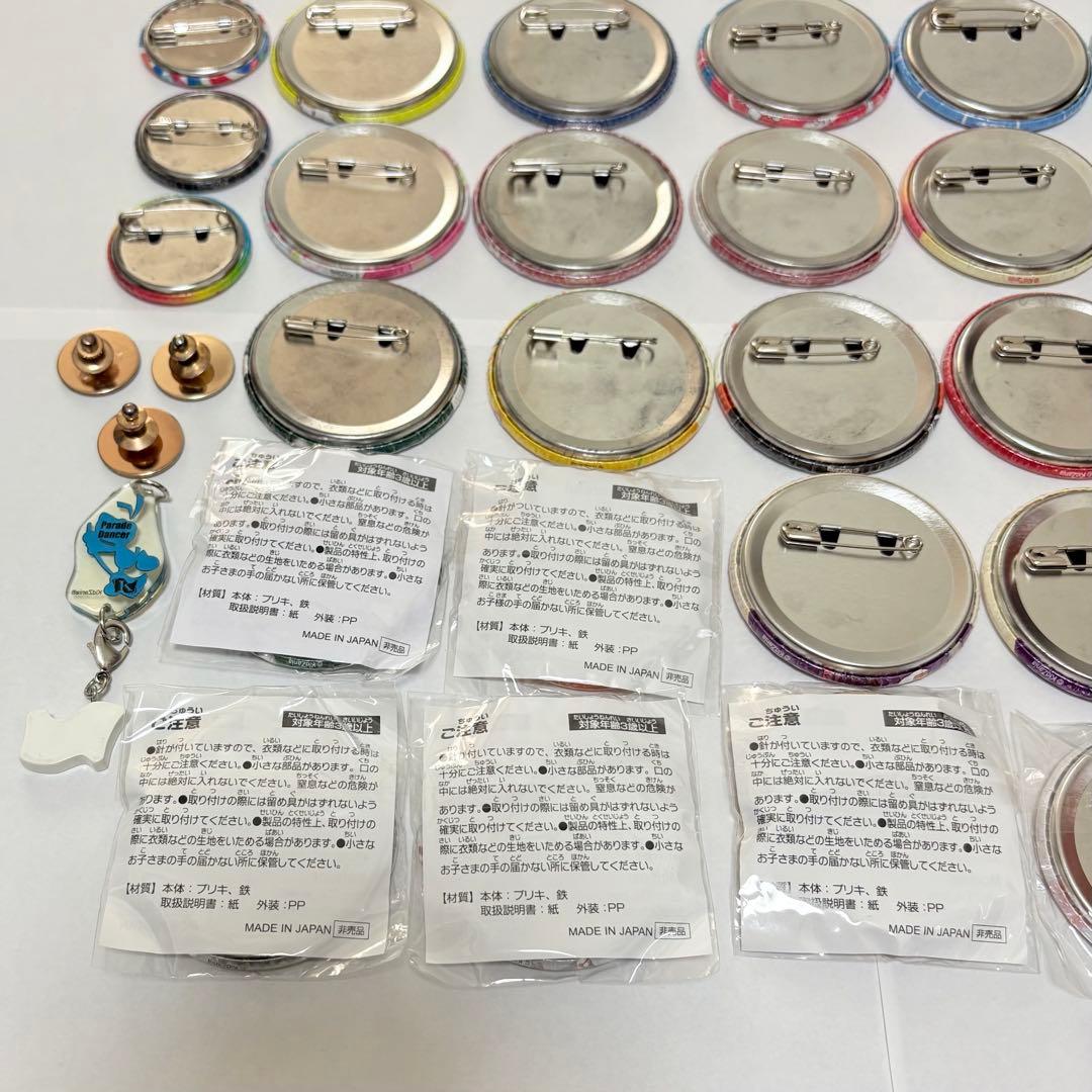 【週末限定価格】キッザニア缶バッジ40個&ピンバッジ3個＆キーホルダー１個セット