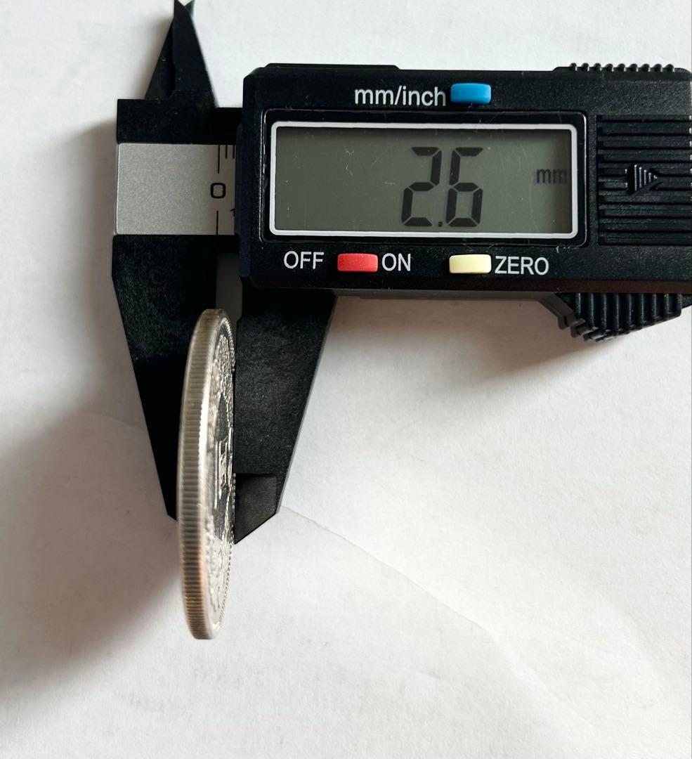 新1円銀貨　大型　明治19年