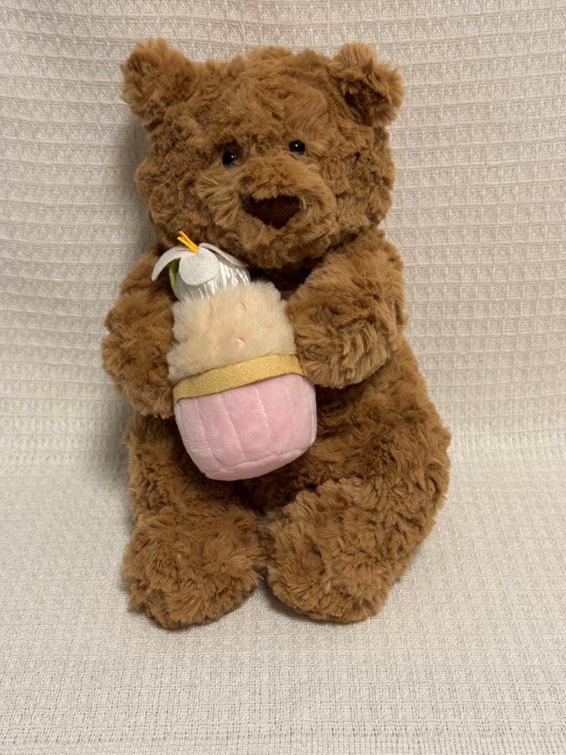  上海限定 バーソロミュー ベア カップケーキ ぬいぐるみ