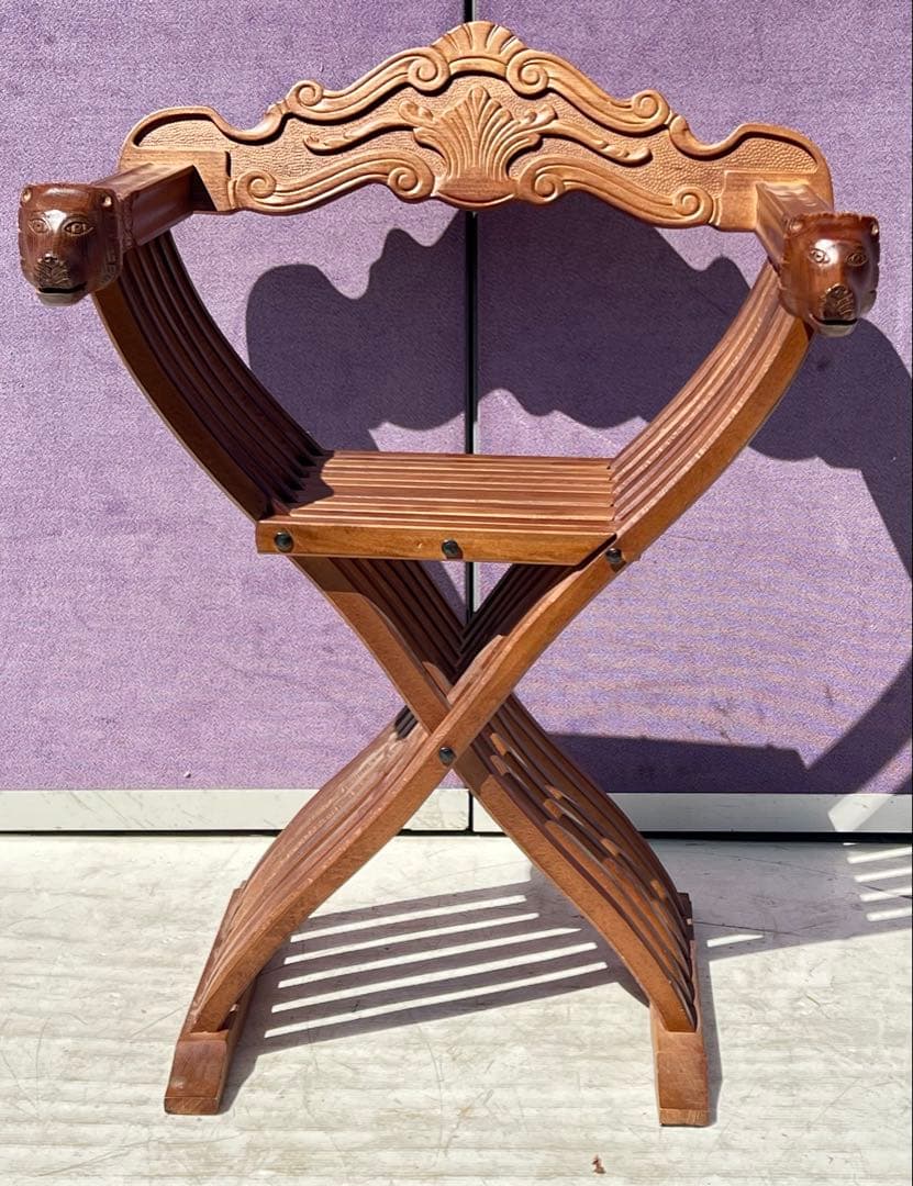 ライオン イタリア製アンティーク折りたたみ椅子