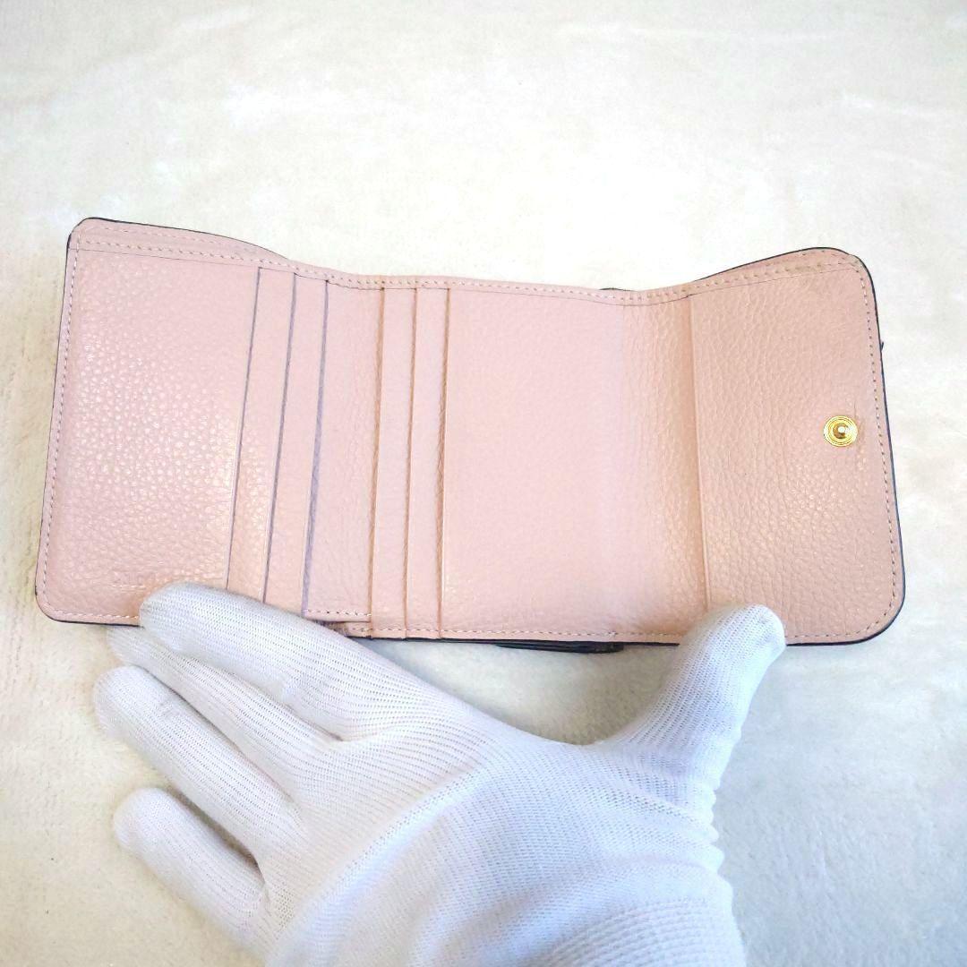 【美品・大人気】クロエ コンパクトウォレット アルファベット チャーム ピンク系