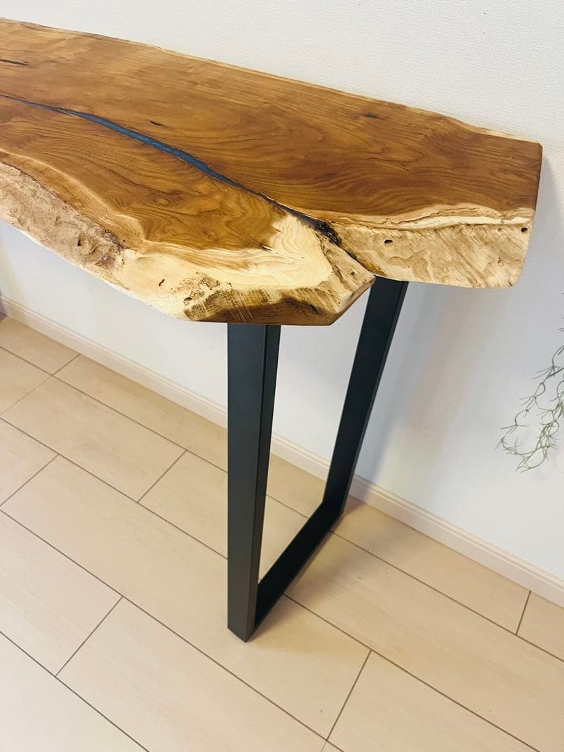 カウンターテーブル　一枚板テーブル　レジンテーブル　桑の木
