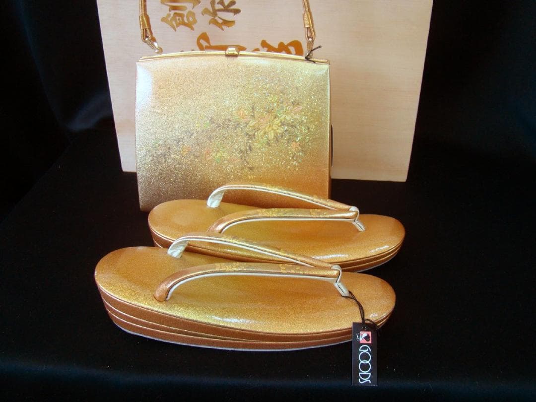 新品 訪問着・礼装用 本皮 草履・バッグ セット Zs1009