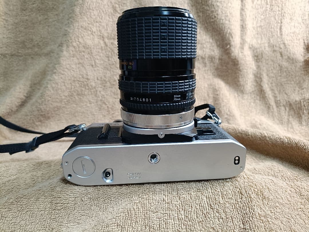 Canon AE-1 フィルムカメラ Sigmaレンズ付き