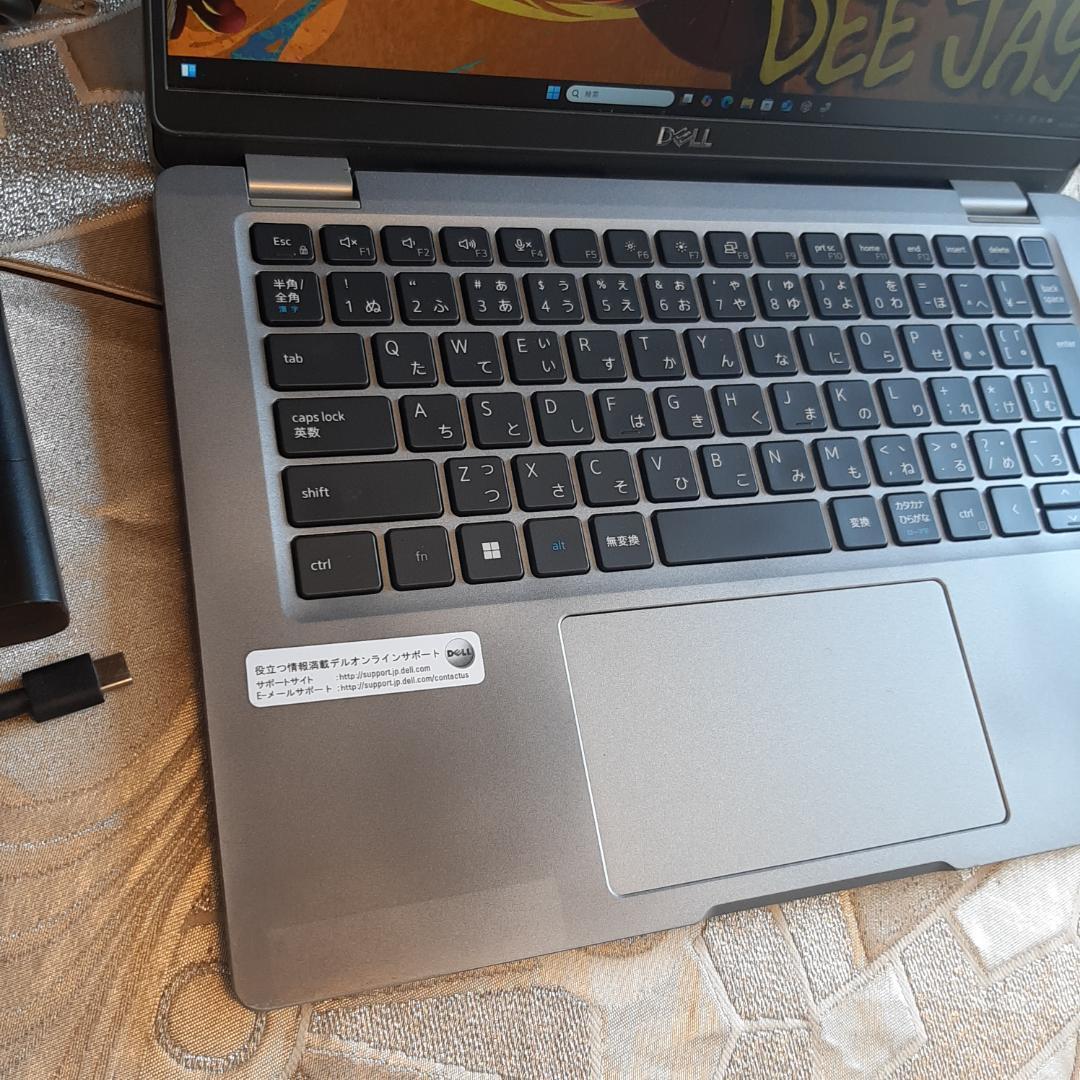 13インチ・5320 DELL 11世代 i5 256G 16G FHD