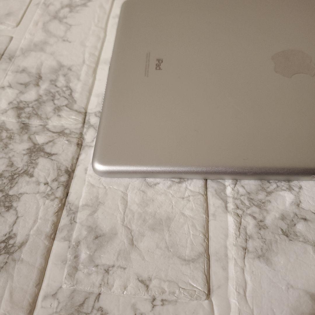 247 iPad 7世代 128GB SIMフリー シルバー