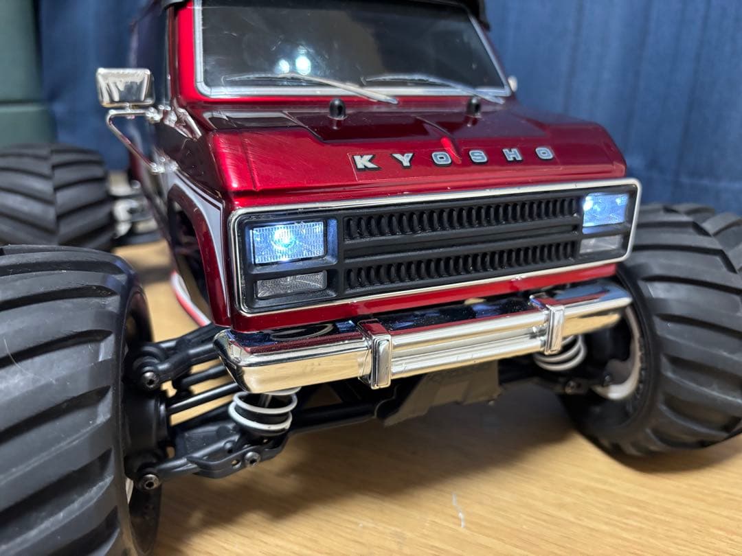 ち*ん様 京商 1:10マッド バン VE FEZER MK2 FZ02L VE