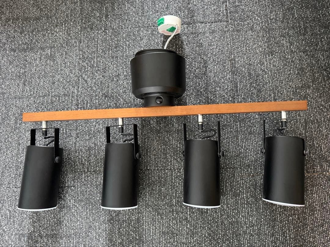 LOWYA スポットライト シーリングライト 4灯 LED リモコン付 ブラック