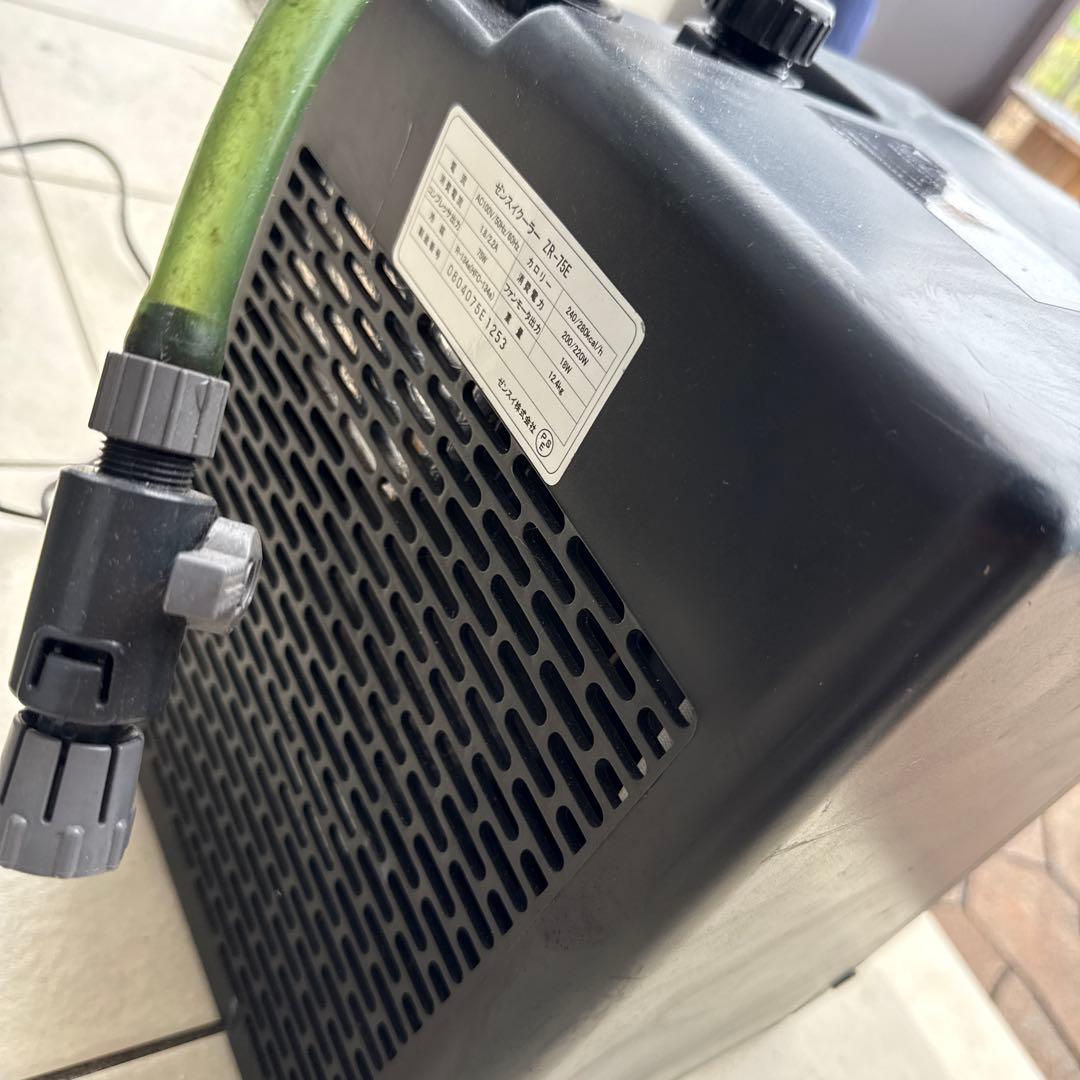 冷却機能付きクーラー 黒