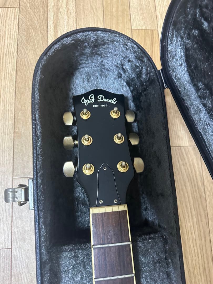 エレキギター サンバースト ハードケース付属　J & G Daniels