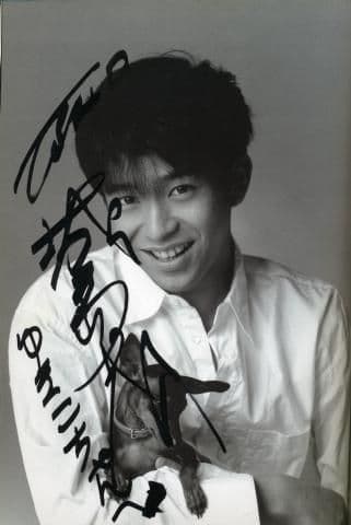 「ＴＯＫＩＯ ファースト写真集 ＩＮＩＴＩＡＬ」のメンバーサイン