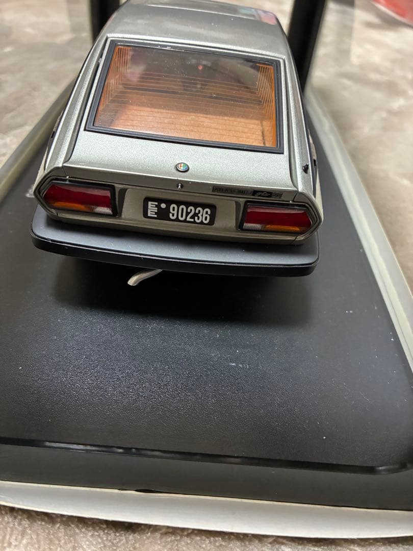 り**様 Alfa Romeo Alfetta GTV 2.0 1980 AUT