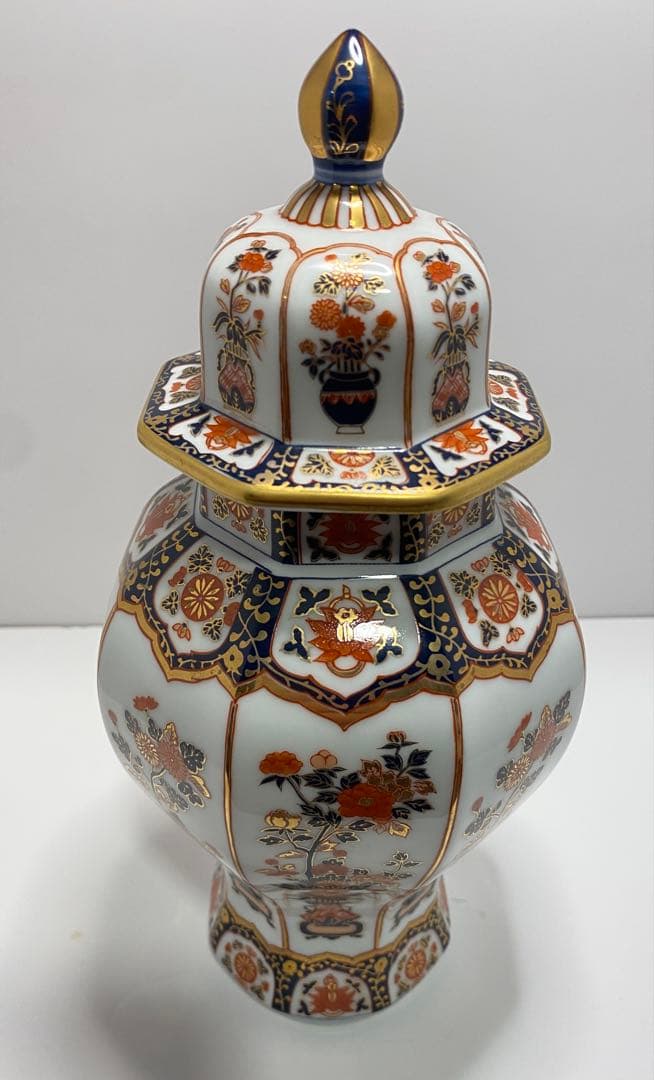 【 未開封 】 古伊万里文様 花籠ボトル ニッカウヰスキー スペシャルエイジ