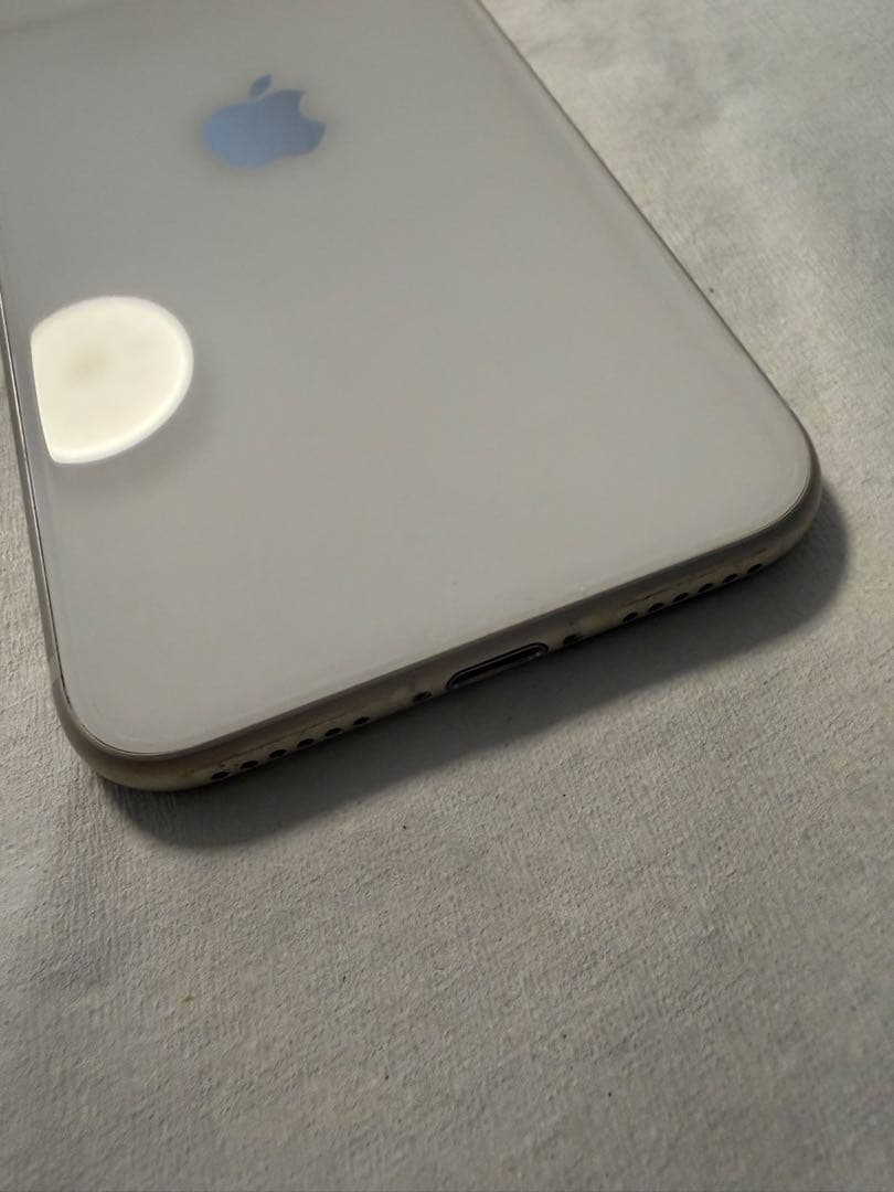 Apple iPhone SE3 128GB ホワイト 本体