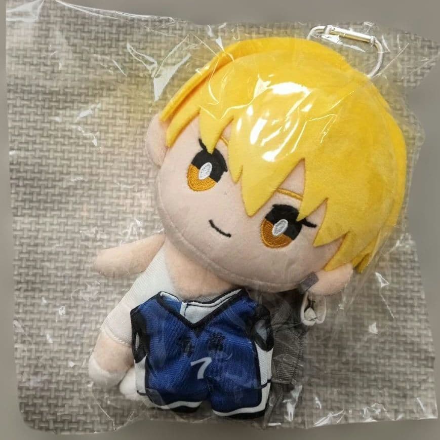 黒子のバスケ　黄瀬涼太　おきがえぬいぐるみ