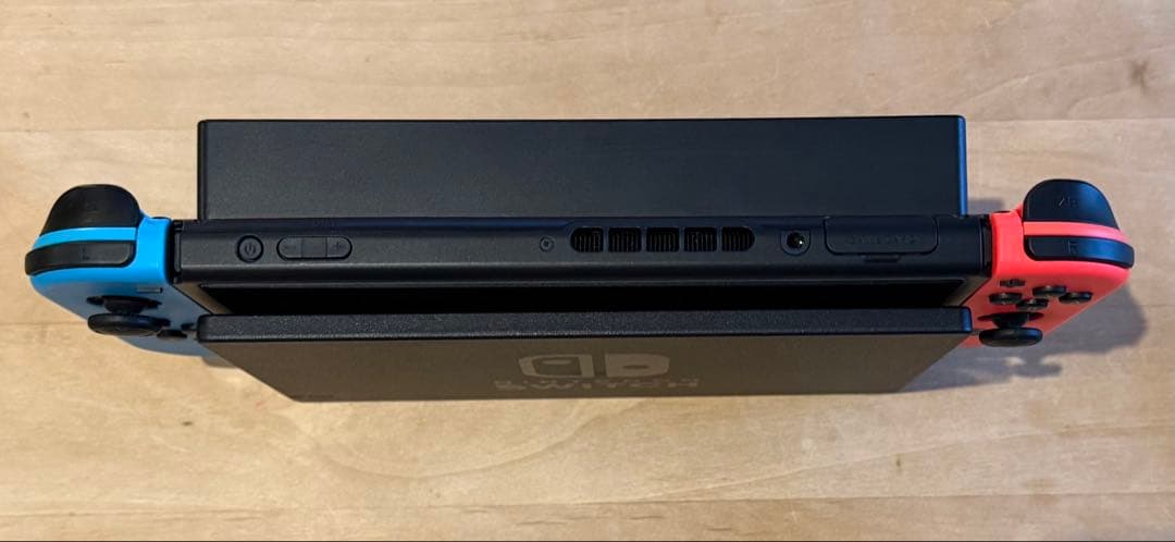 Nintendo Switch本体 （バッテリー強化版:赤箱）Joy-Con付き