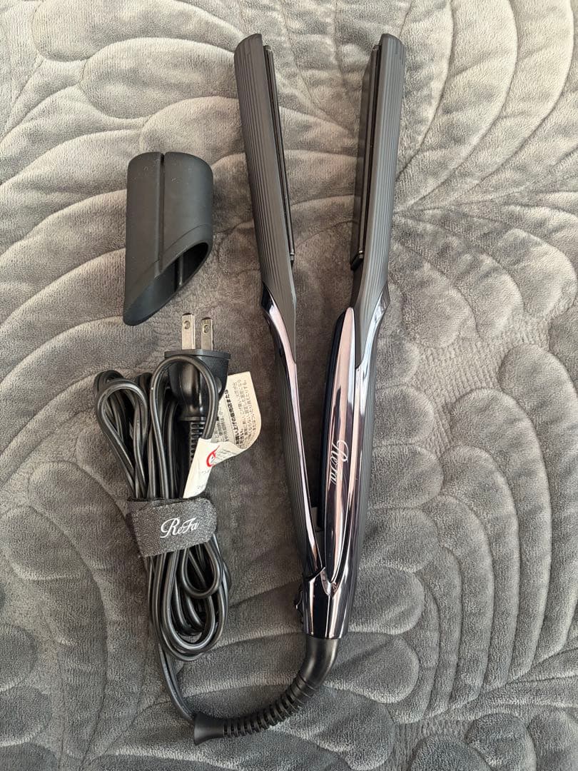 リファ ストレートアイロン ブラック