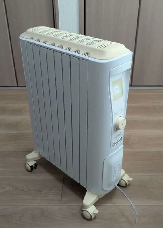 デロンギ　オイルヒーター　RHJ75V0815-CR 10畳〜13畳