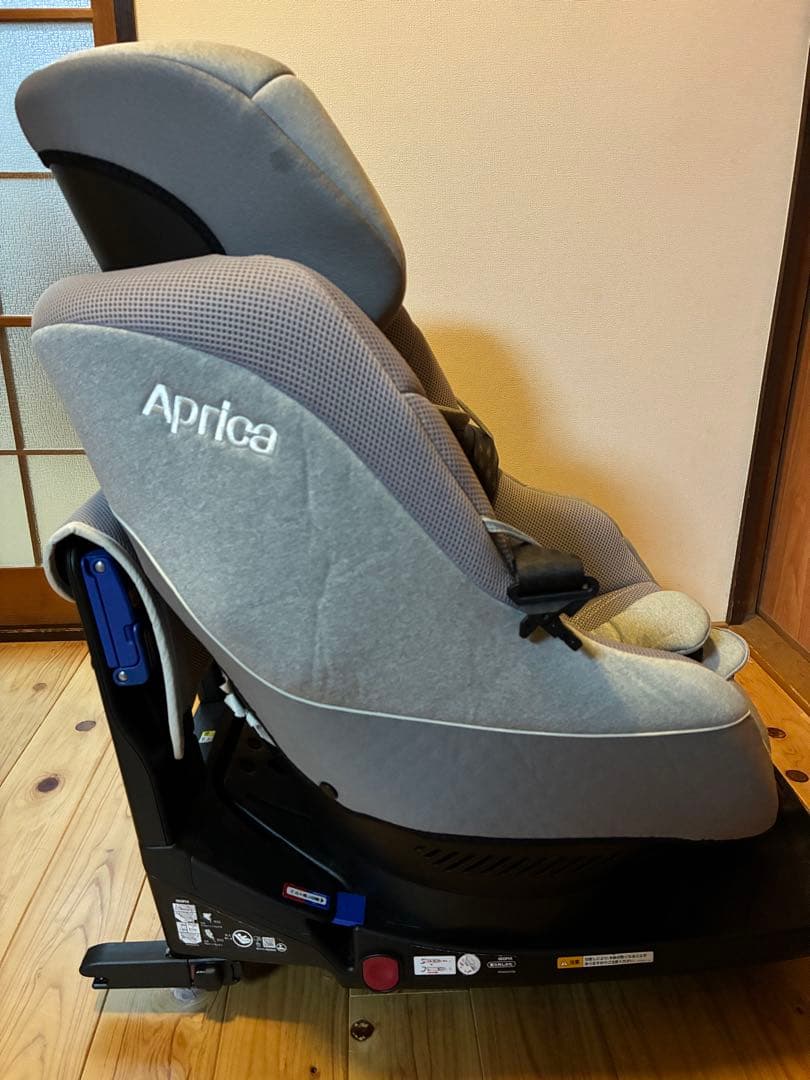 Aprica チャイルドシート クリクラAD グレー