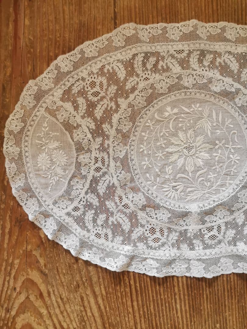 アンティークフランス ノルマンディーレース 花刺繍 アランソン オーバルドイリー
