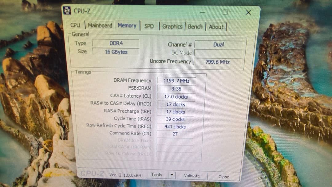 DDR4 8GBx2枚 16GB pc4-2400 動作確認済み ①