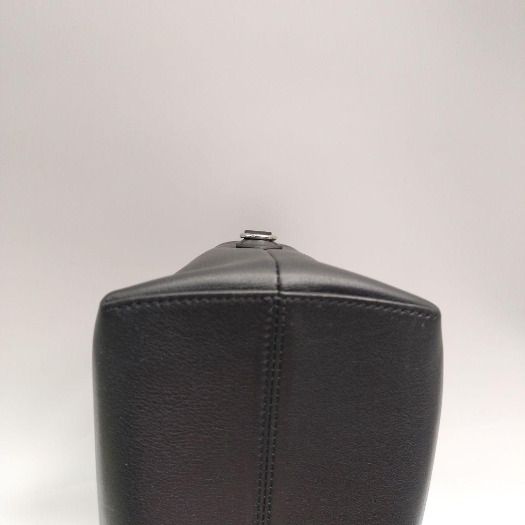 FENDI ブラックレザー バイザウェイ ショルダーバッグ