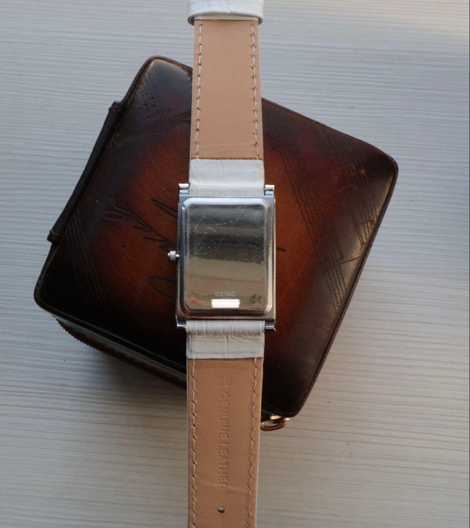 SEIKO tank 白×銀 レクタンギュラー 稼働品