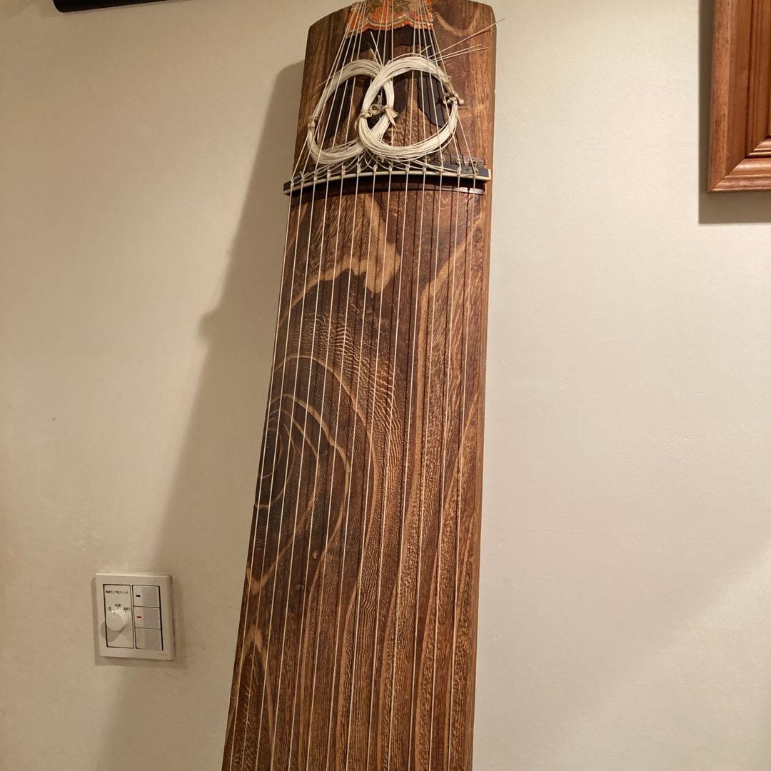 さらにさらにお値下げしました　琴　琴柱　譜見台　琴爪　琴爪箱　琴台 琴用楽譜四冊