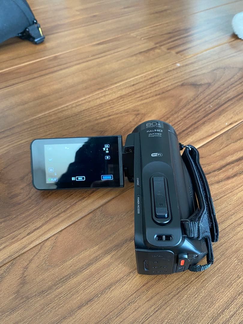 JVC EverioR GZ-RX680-B 本体