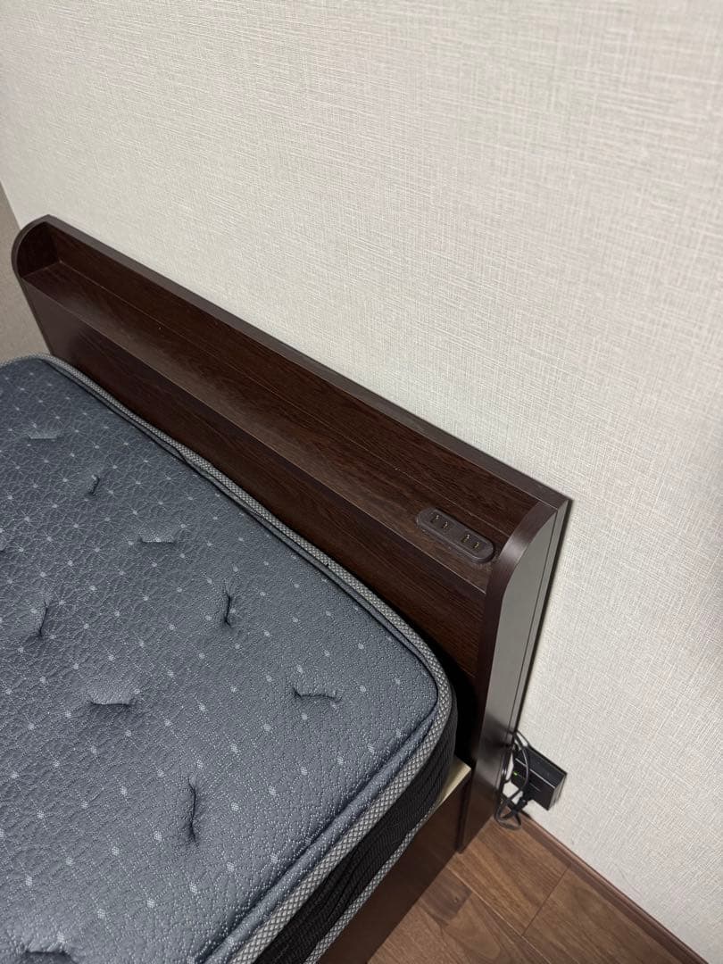 【オシマレジャパン】送料込　シングルベッドフレーム+マットレスセット