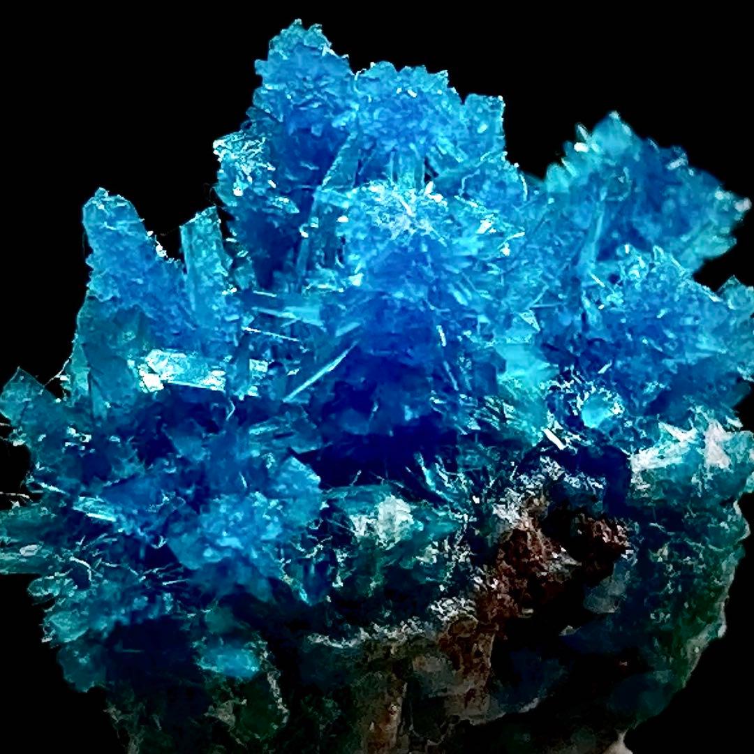 ＊*＊様 ペンタゴナイト　原石　鉱物標本　天然石　127