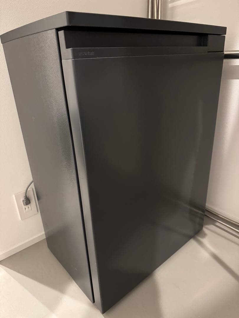 アイリスオーヤマ 冷凍庫 66L IUSN-7A-B