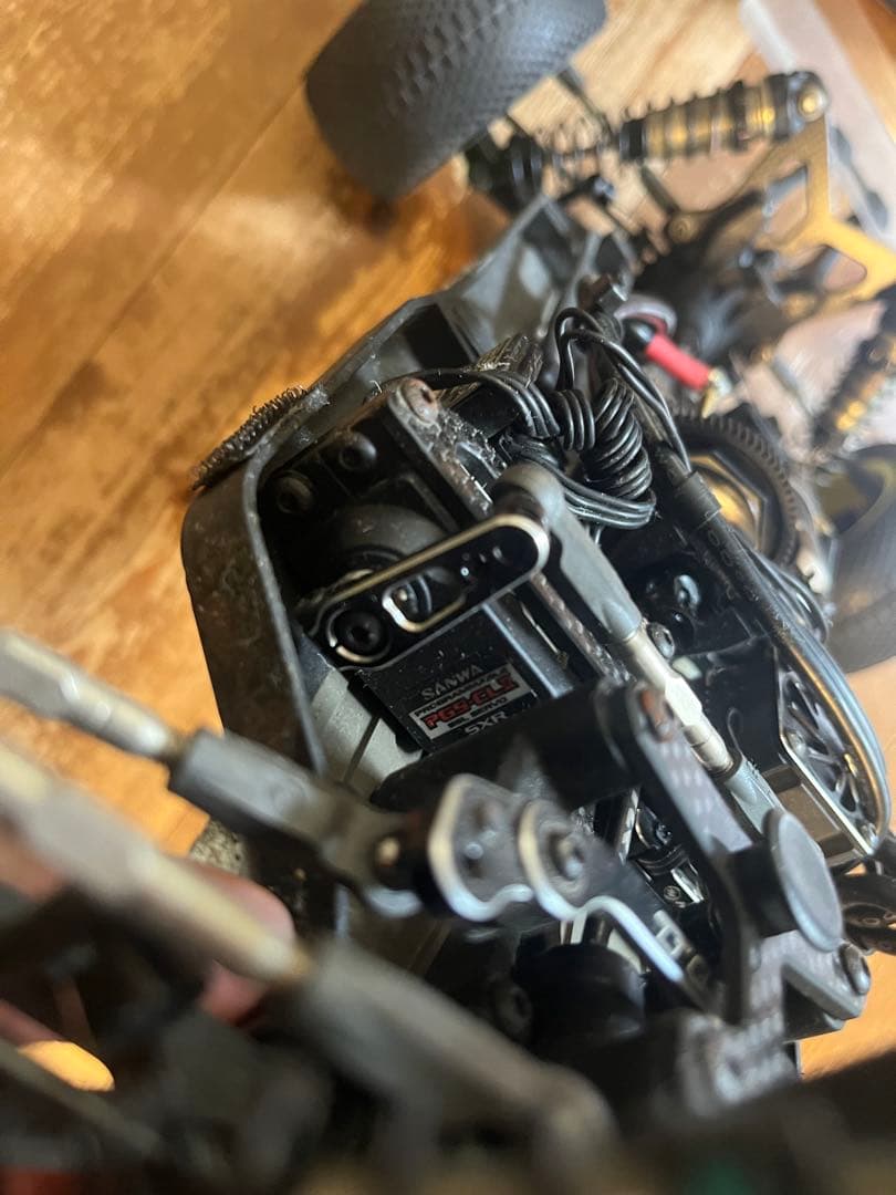 TLR 22X-4 4WD ラジコンカー