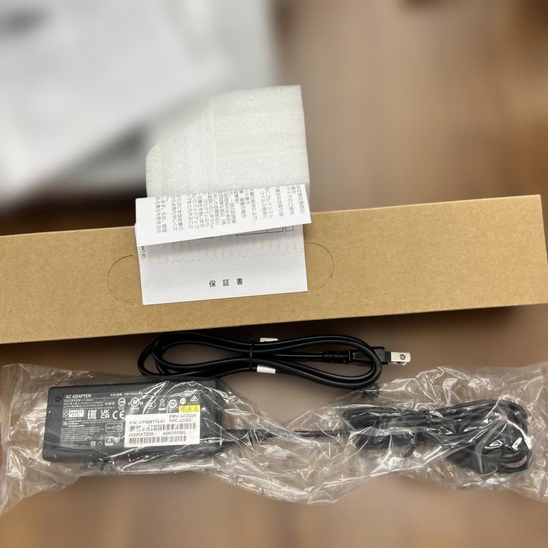 10404 富士通ノートパソコンFMV LIFEBOOK WAA/J2