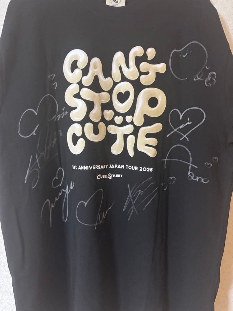 も*か様 cutiestreet 全員サイン入りTシャツ