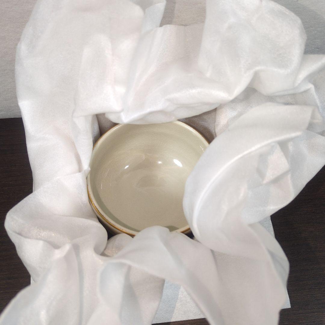 九谷 良山 金彩赤絵孔雀牡丹 木箱付