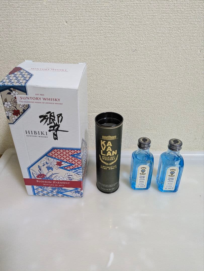 新品未開封 響ブロッサムハーモニー2022、カラバンウィスキー　他